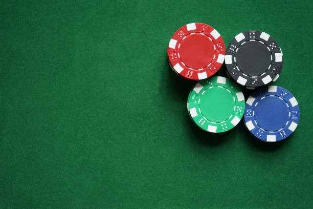 idcashtoto live-dealer studio and sportsbook interface